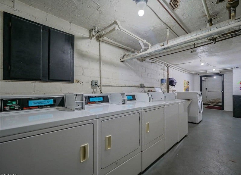 wash room - coin operated