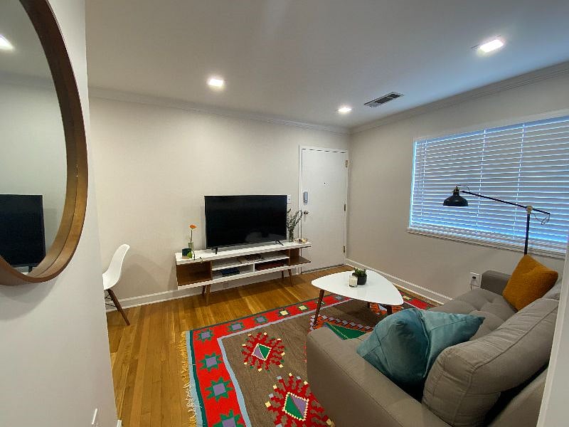 Furnished Finder property 615160_1 photo 8