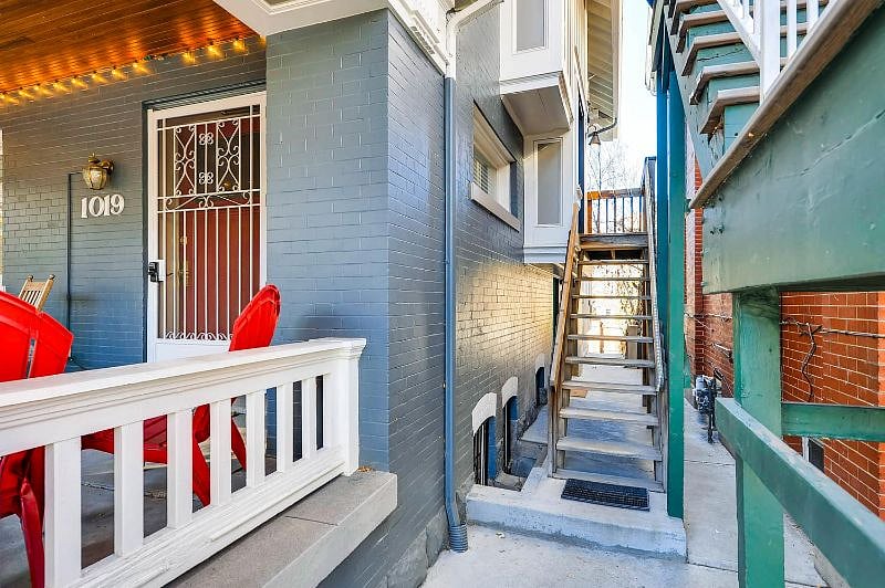 The stairs up to the apartment