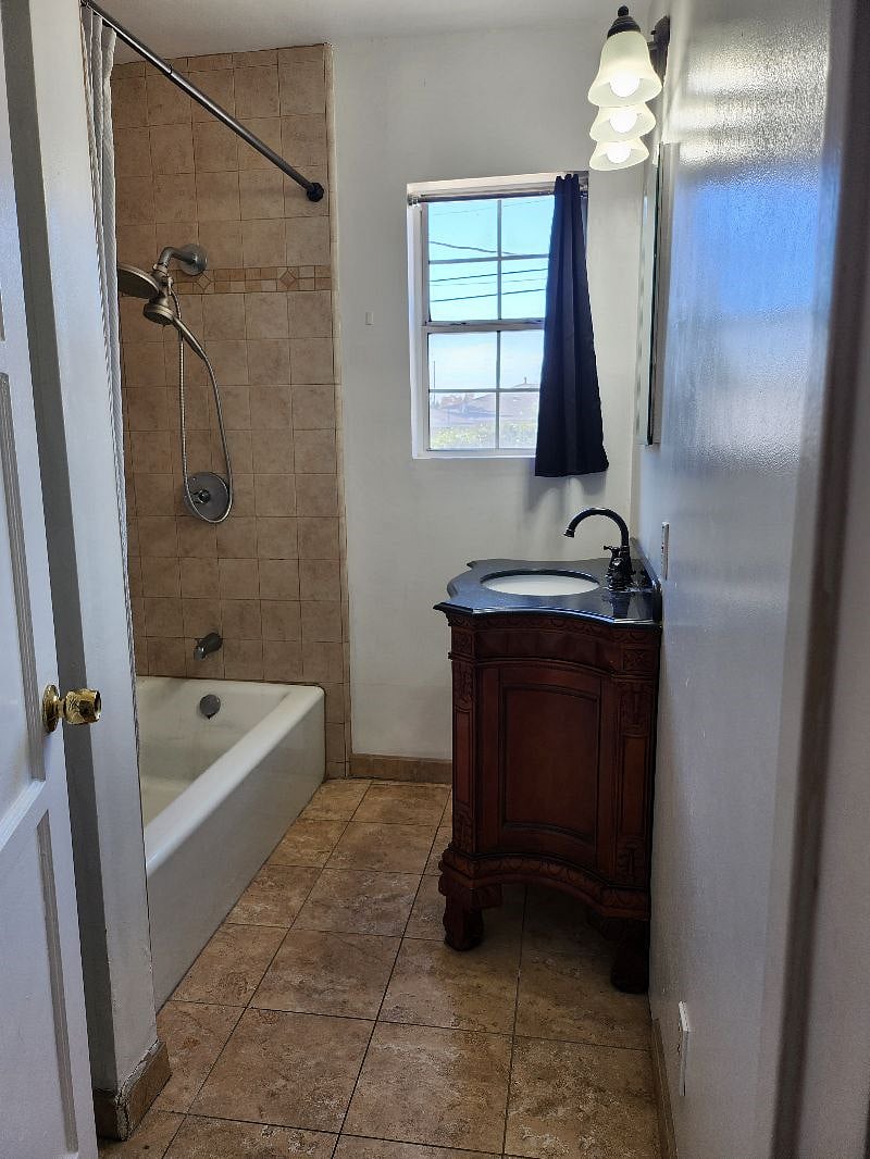 Furnished Finder property 615242_1 photo 8
