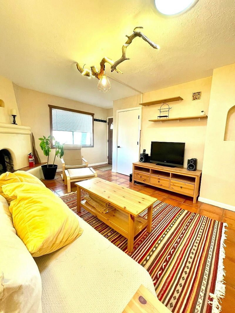 Furnished Finder property 615255_1 photo 9