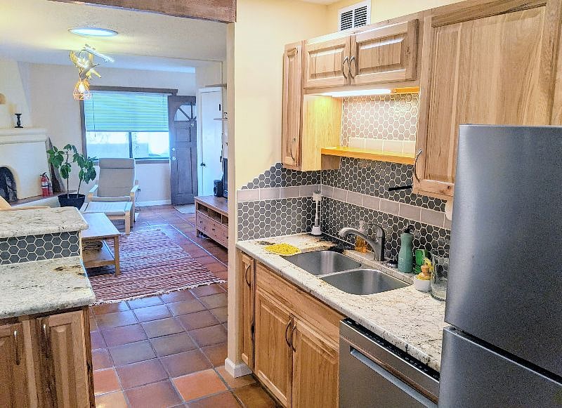 Furnished Finder property 615255_1 photo 23