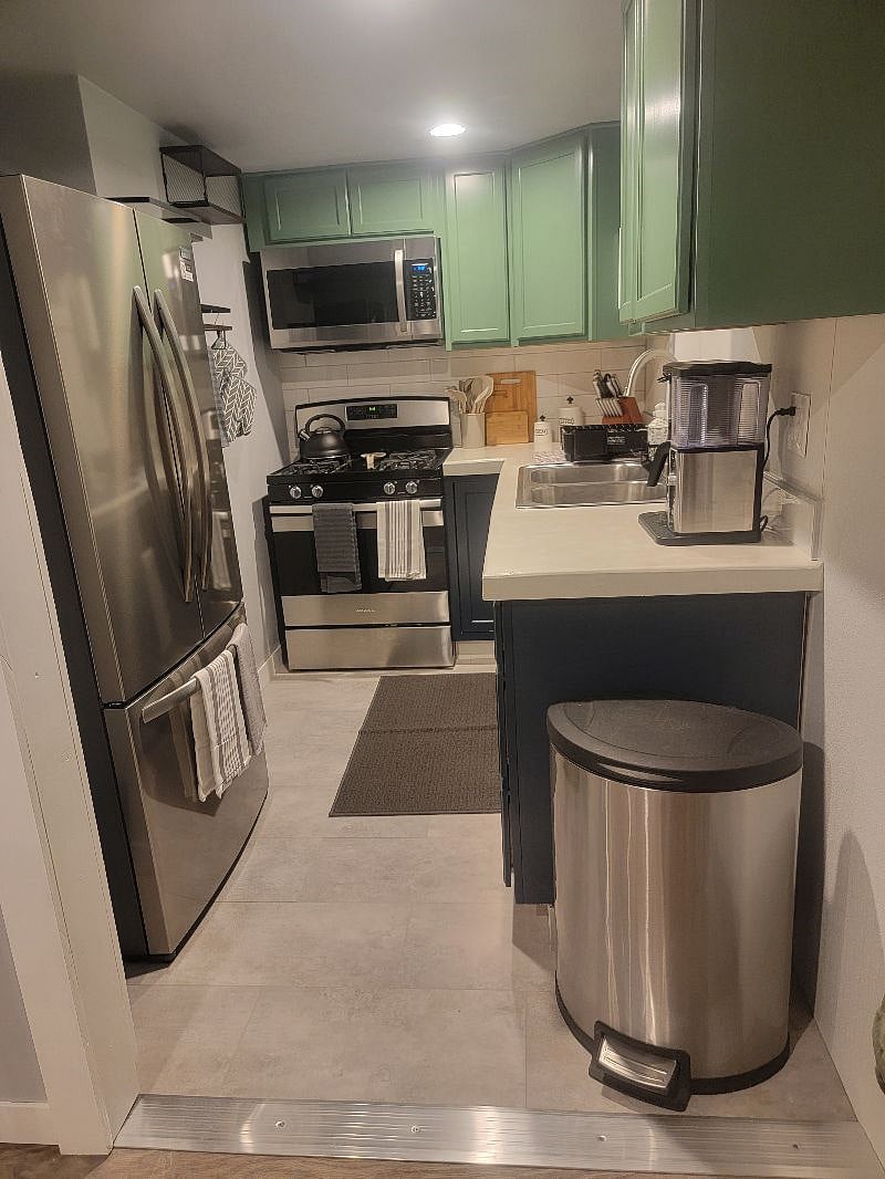 Fully stocked kitchen