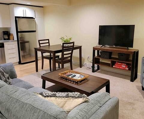 Furnished Finder property 615277_1 photo 4