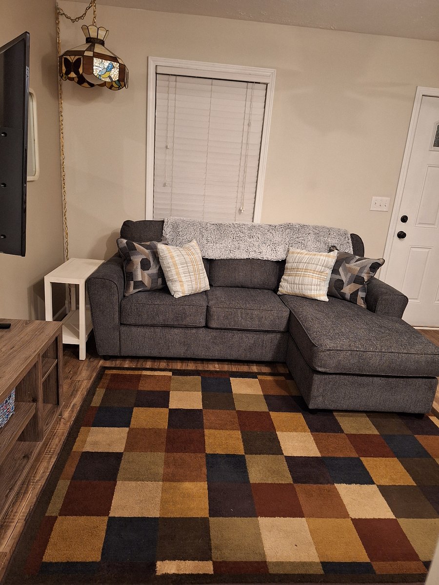 Furnished Finder property 615287_1 photo 3