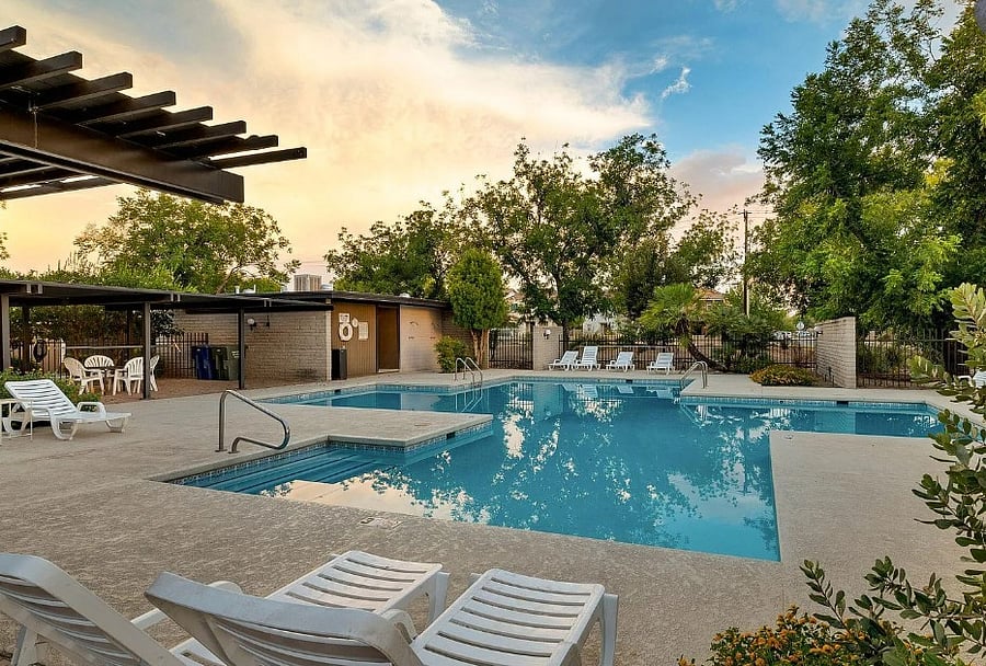 Furnished Finder property 615299_1 photo 18