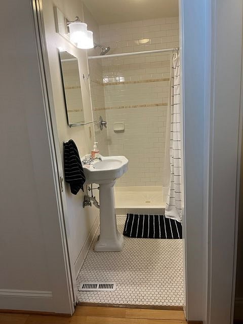 Furnished Finder property 615367_1 photo 11