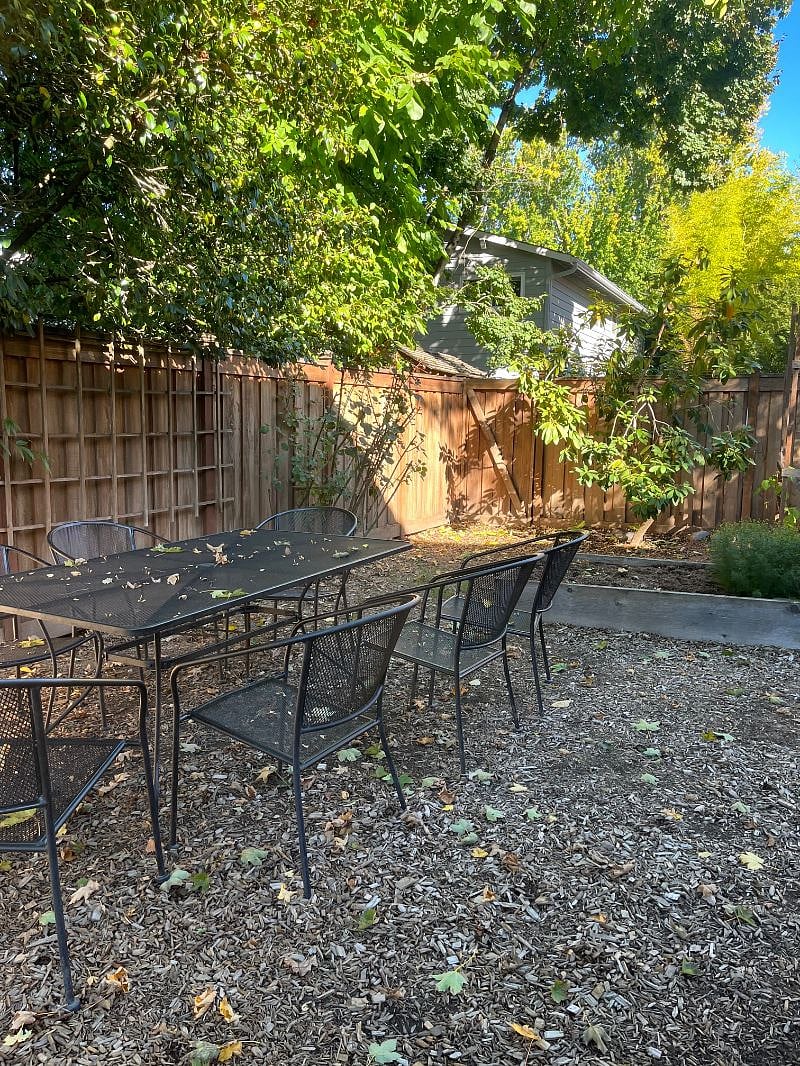 Furnished Finder property 615367_1 photo 22