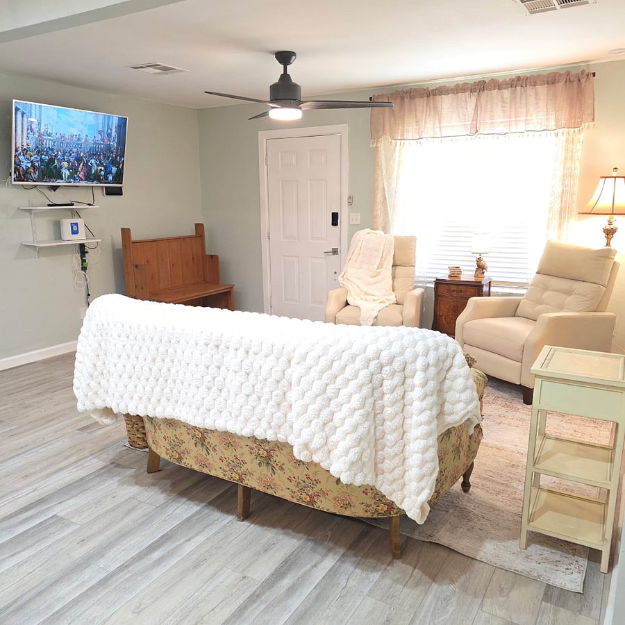 Furnished Finder property 615368_3 photo 4