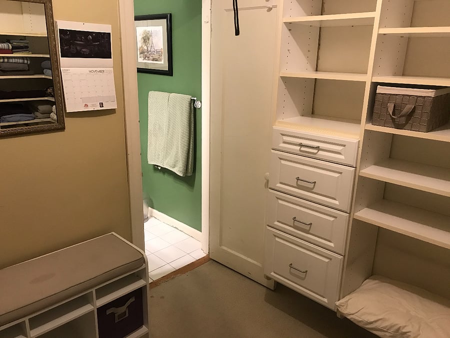 Walk in closet