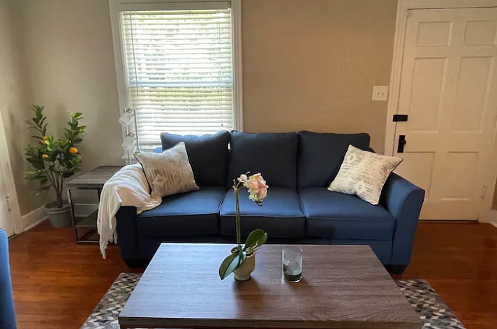 Furnished Finder property 615467_1 photo 3