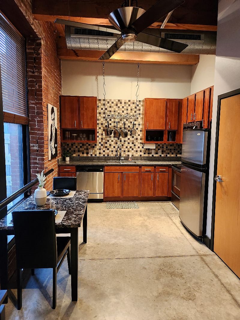 Furnished Finder property 615525_1 photo 4