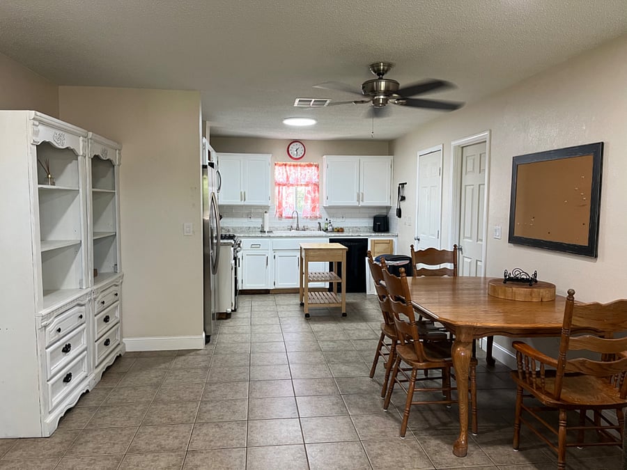 Furnished Finder property 615527_1 photo 8