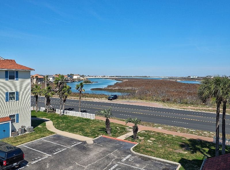 Furnished Finder property 615536_1 photo 16