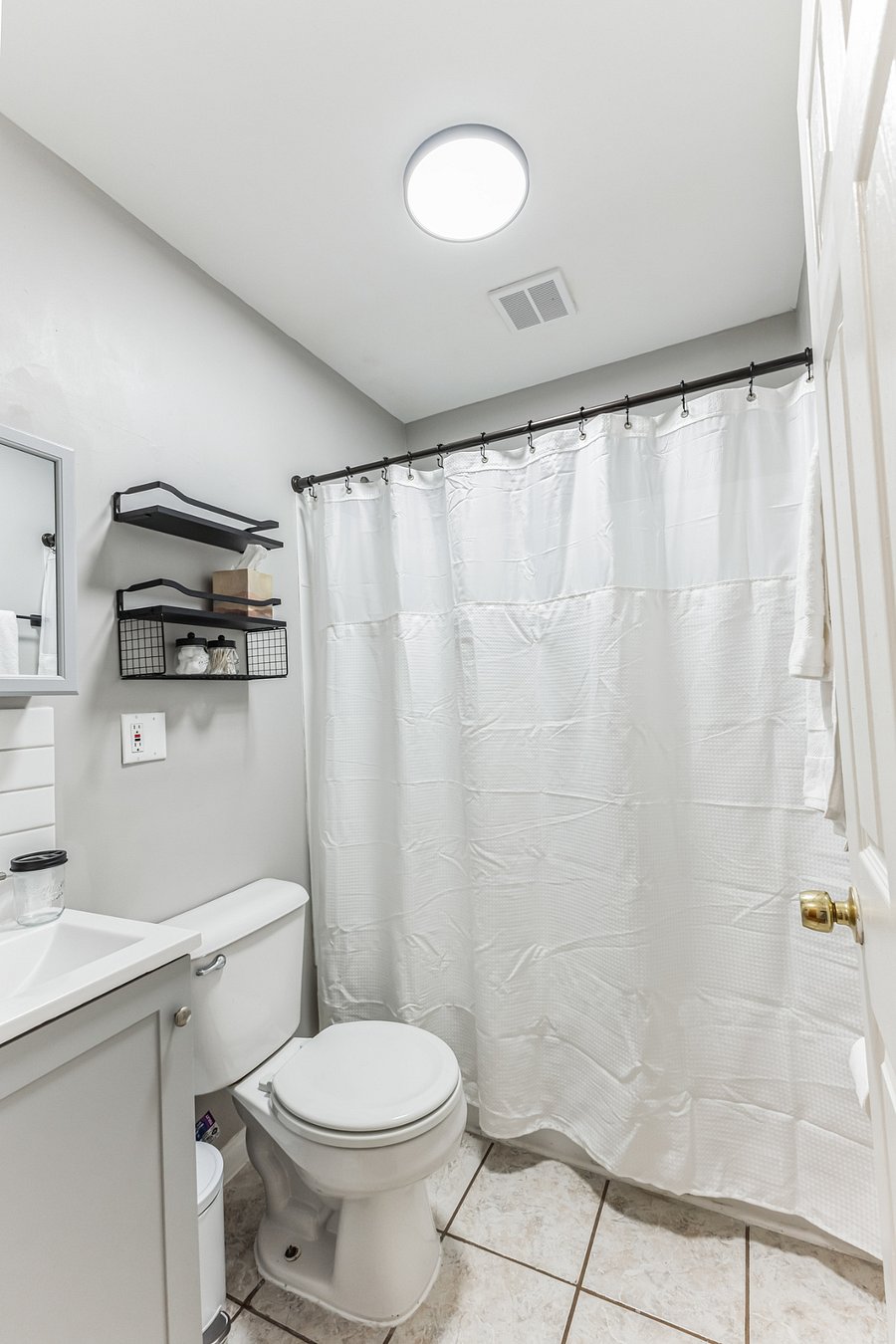 Furnished Finder property 615550_2 photo 15