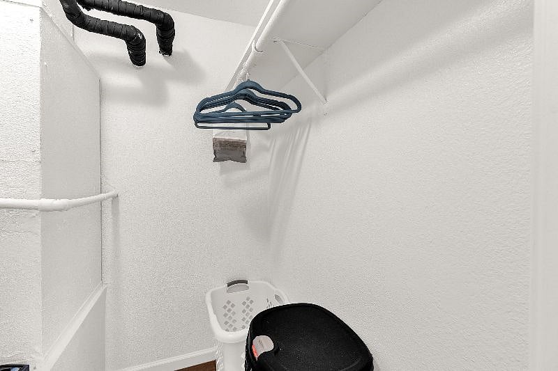 2nd master walk in closet