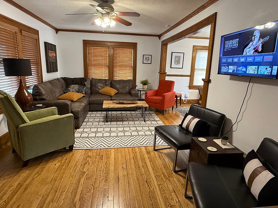 Furnished Finder property 615611_1 photo 28