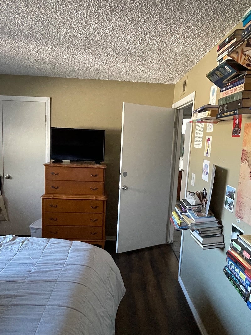 Second bedroom