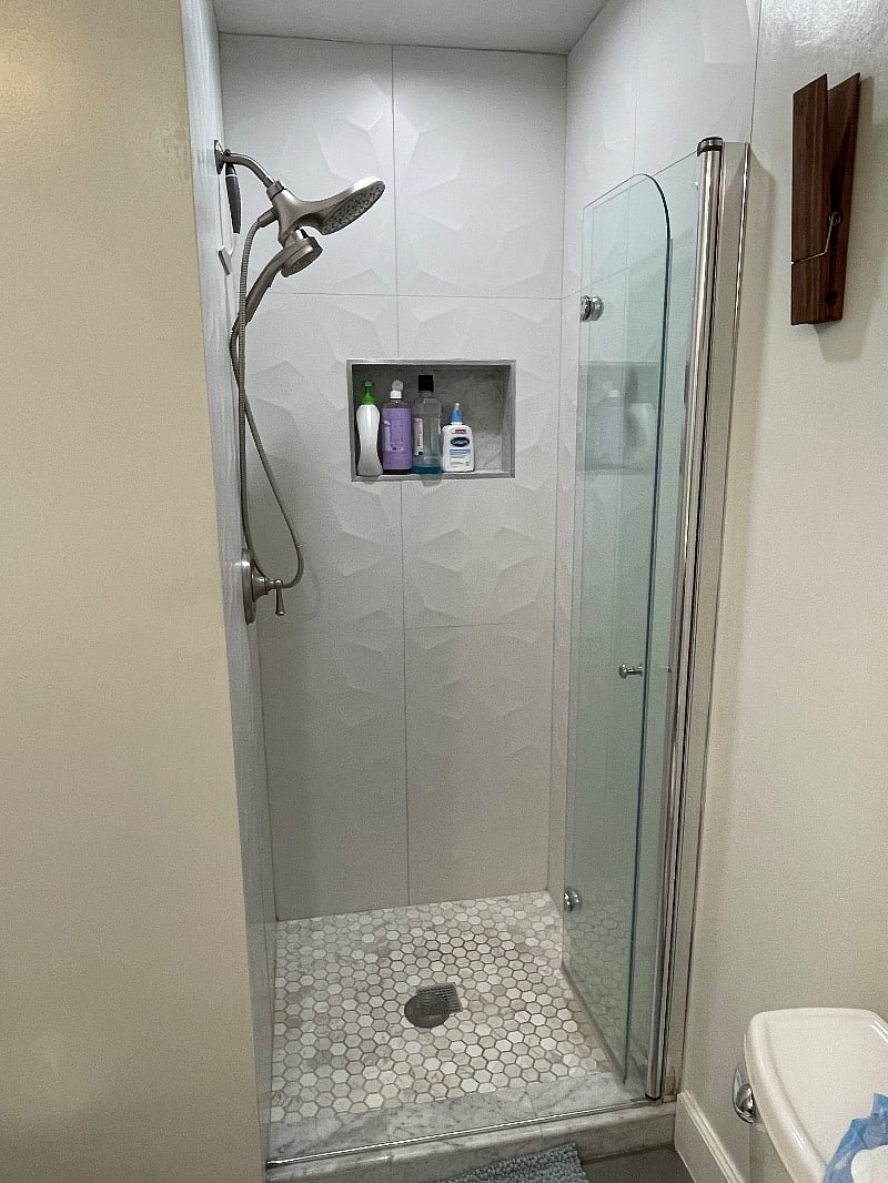 Private bath shower