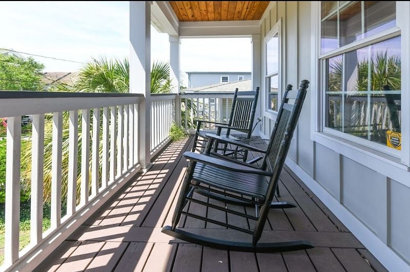 Front covered porch
