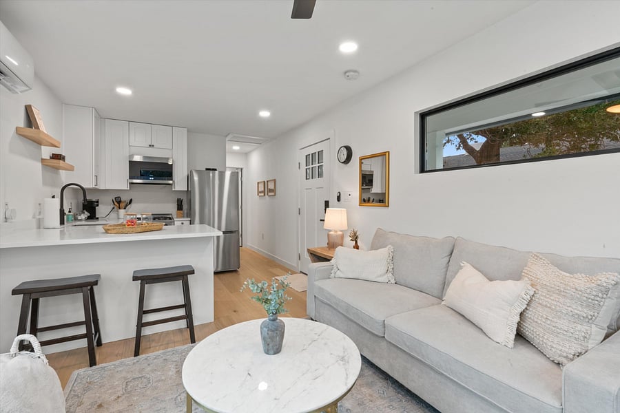 Furnished Finder property 615698_1 photo 3