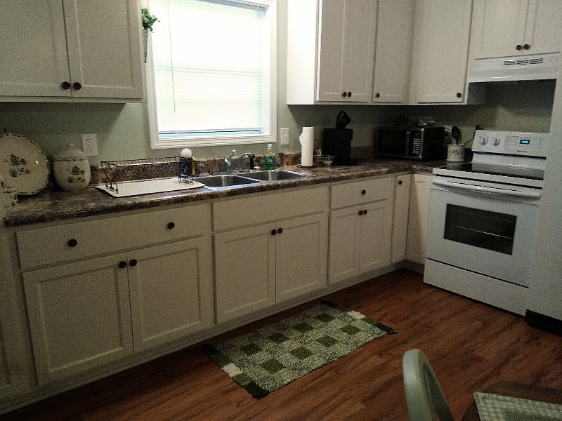Full-size kitchen area.