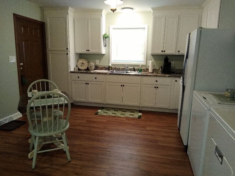 Open concept kitchen/living room area.