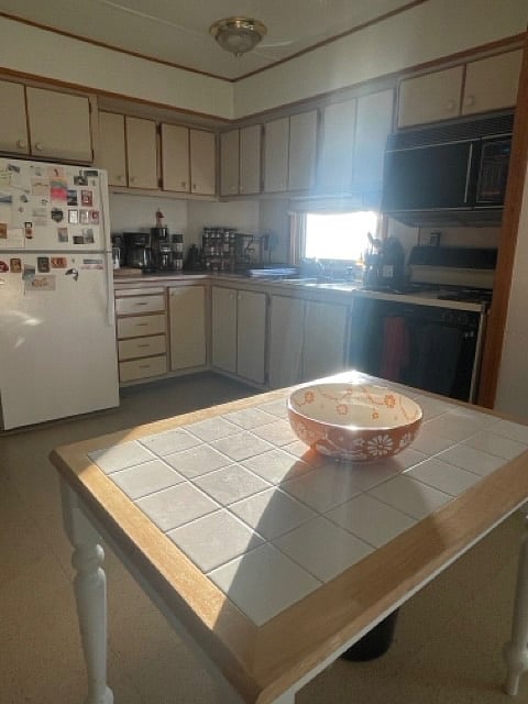Furnished Finder property 615736_1 photo 8