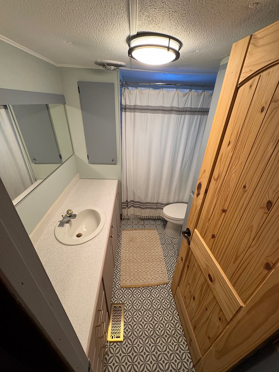 Furnished Finder property 615736_1 photo 12
