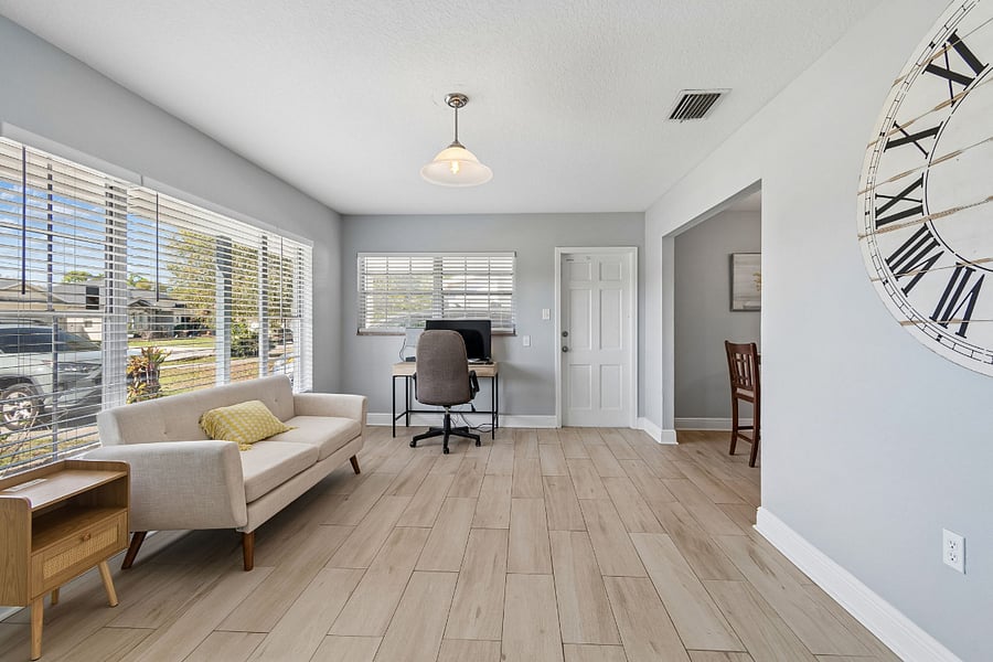 Furnished Finder property 615750_1 photo 10
