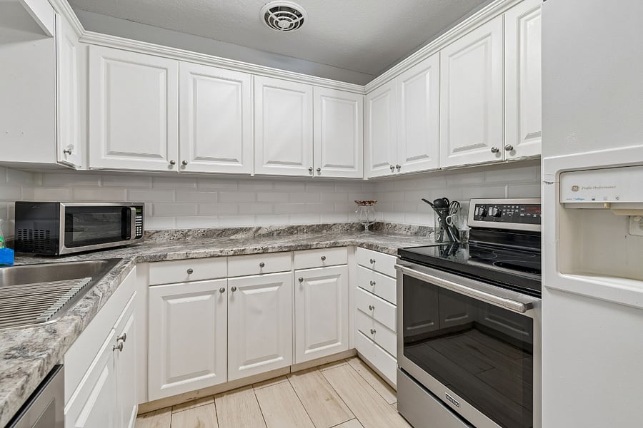 Furnished Finder property 615750_1 photo 15