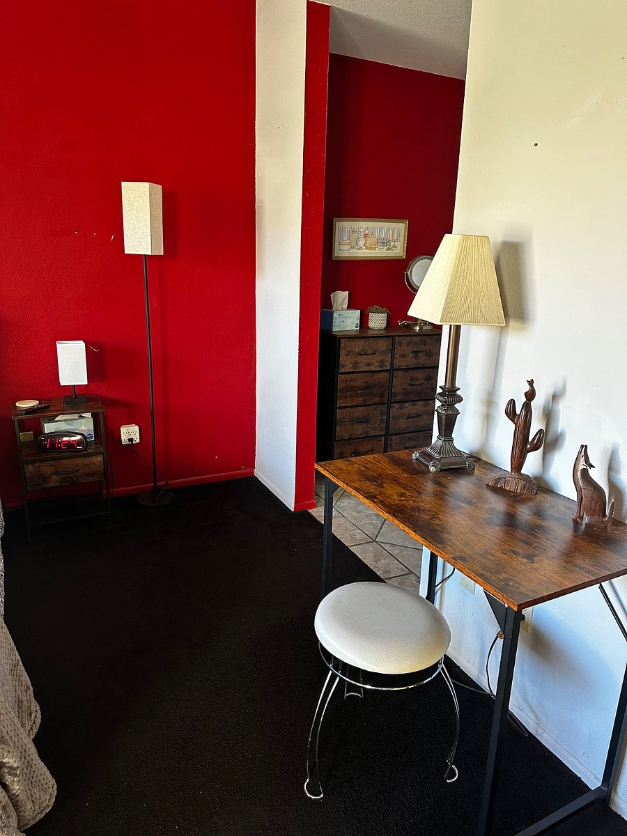 Main bedroom.