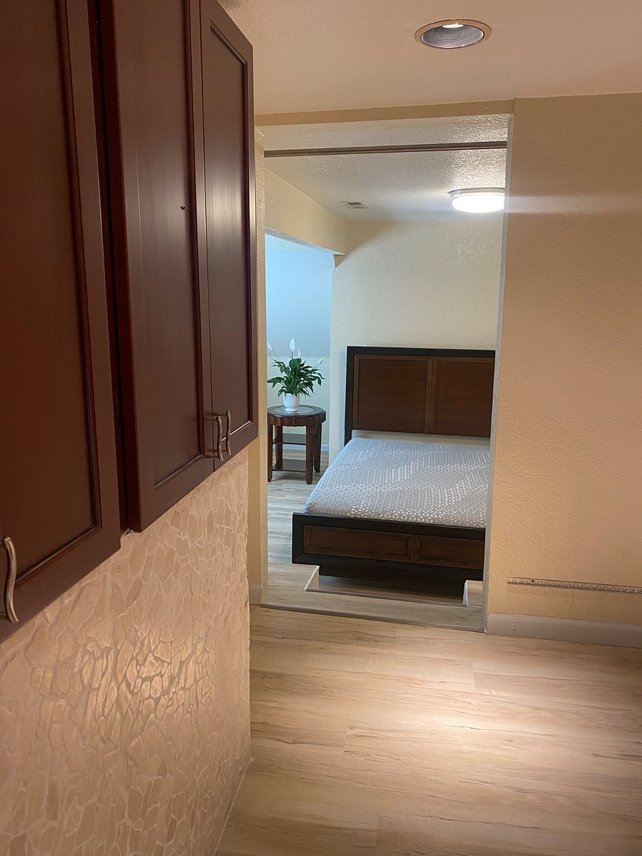 Furnished Finder property 615778_1 photo 32