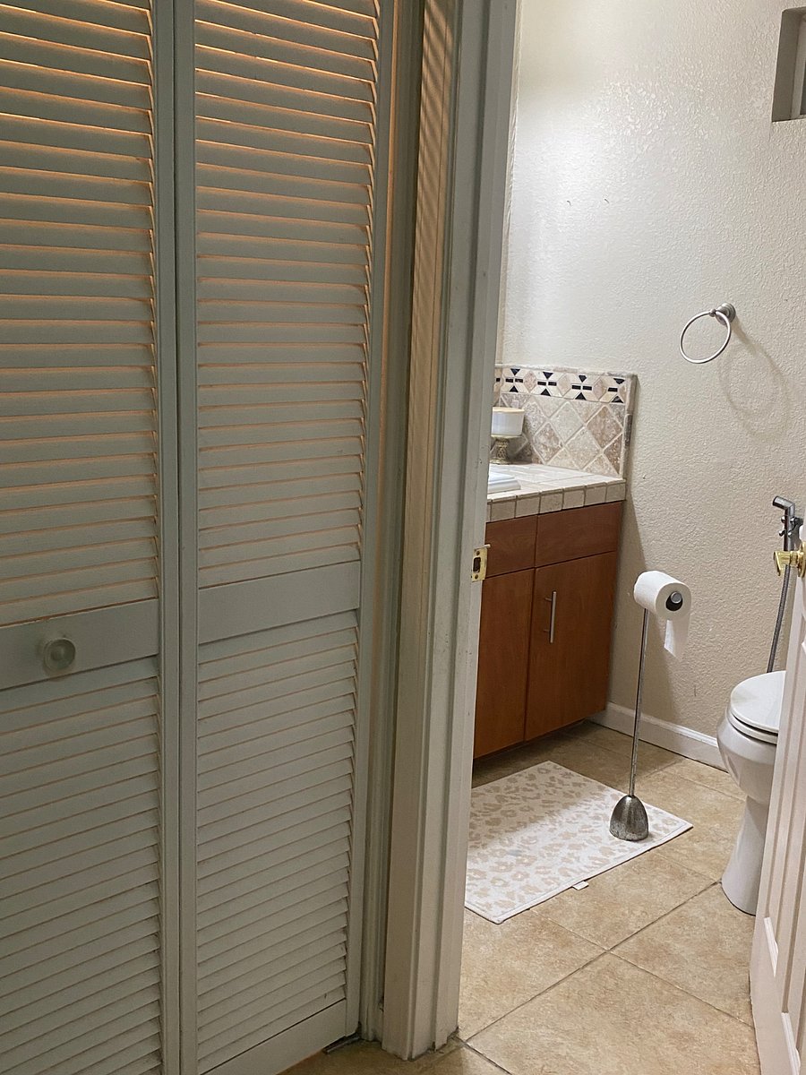 Furnished Finder property 615778_1 photo 43