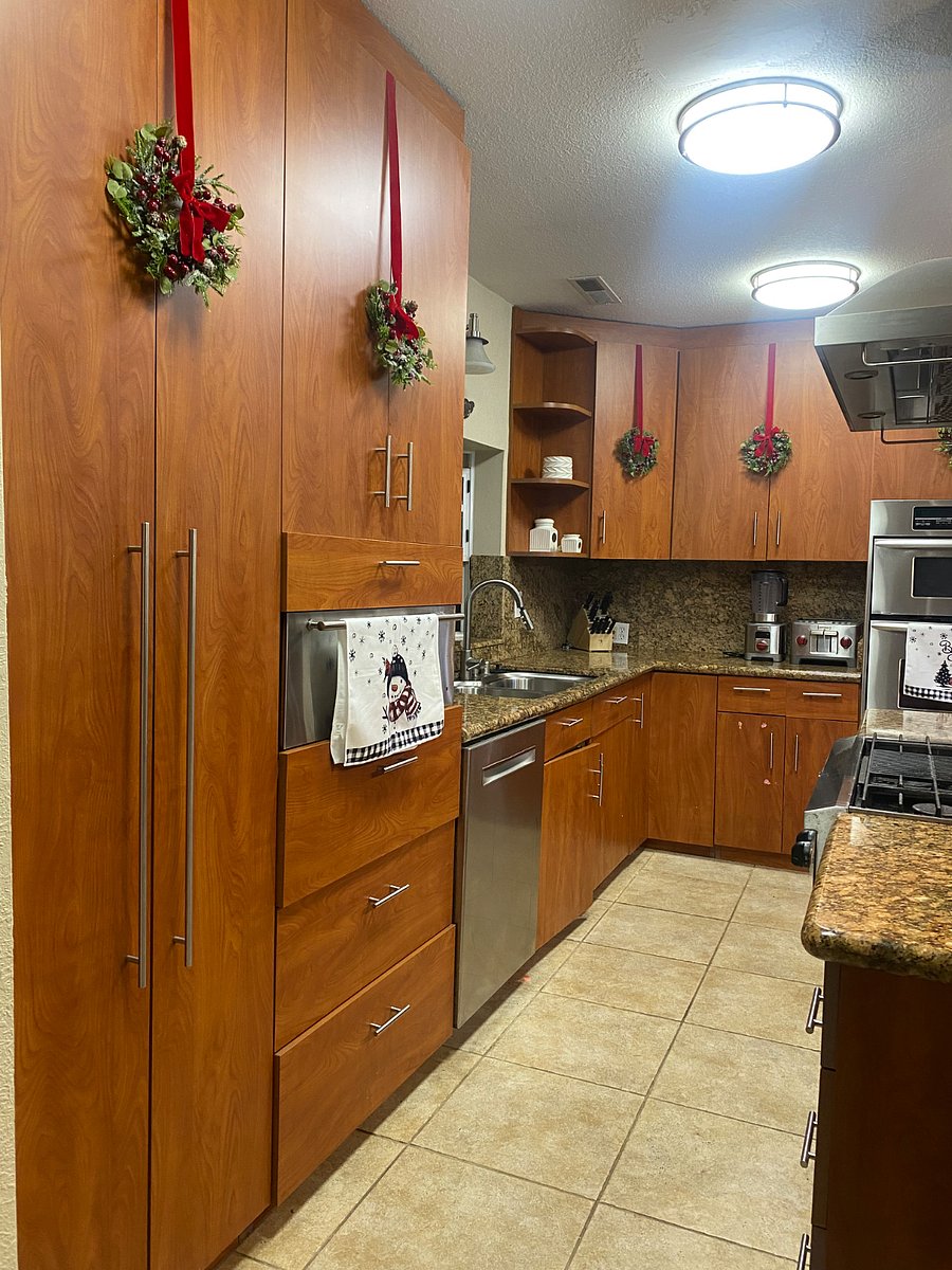 Furnished Finder property 615778_1 photo 40