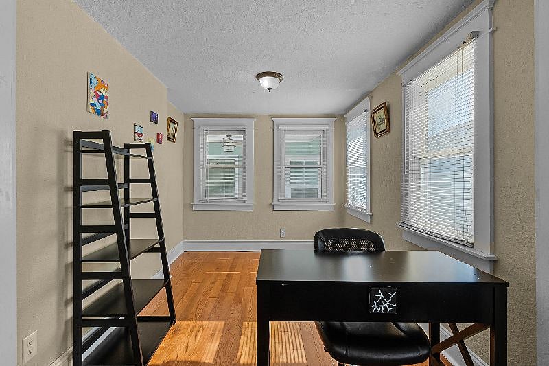 Furnished Finder property 615814_1 photo 18
