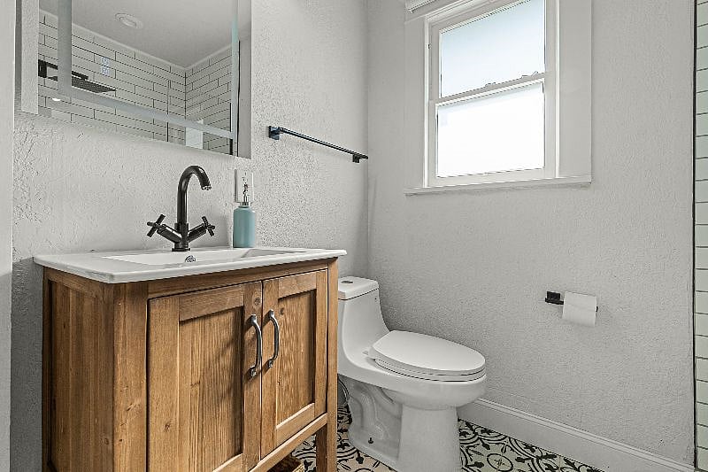 Furnished Finder property 615814_1 photo 24