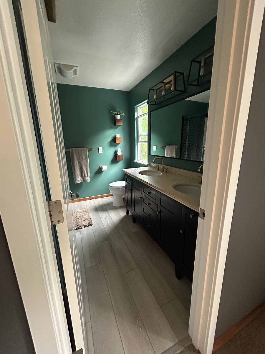 Main Bathroom