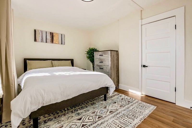 Furnished Finder property 615870_1 photo 15