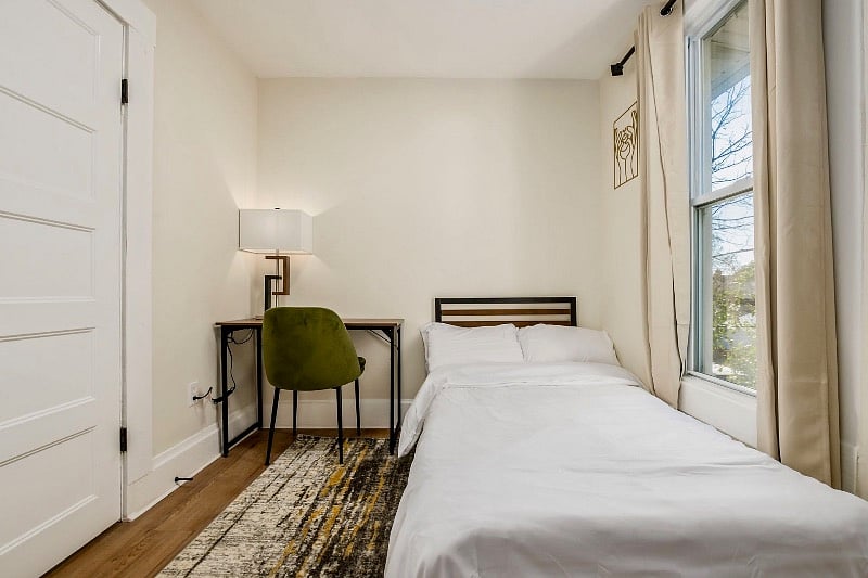 Furnished Finder property 615870_1 photo 21
