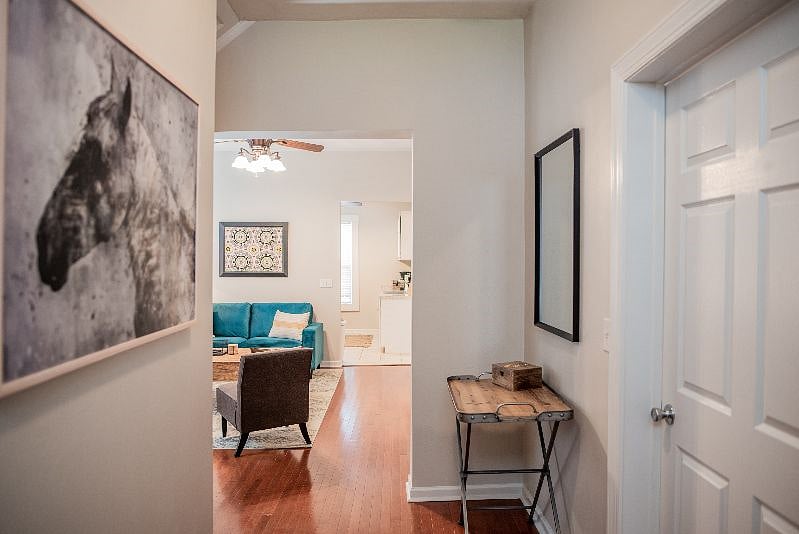 Furnished Finder property 615872_1 photo 3