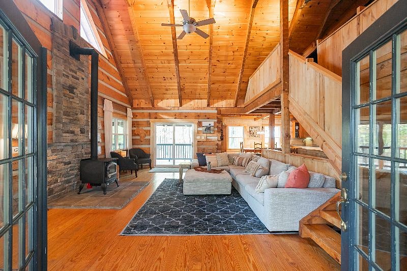Furnished Finder property 615887_1 photo 8