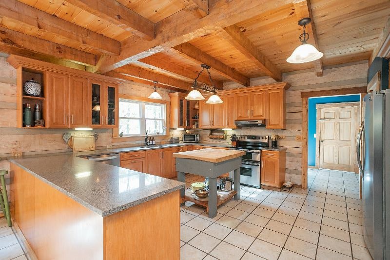 Furnished Finder property 615887_1 photo 17