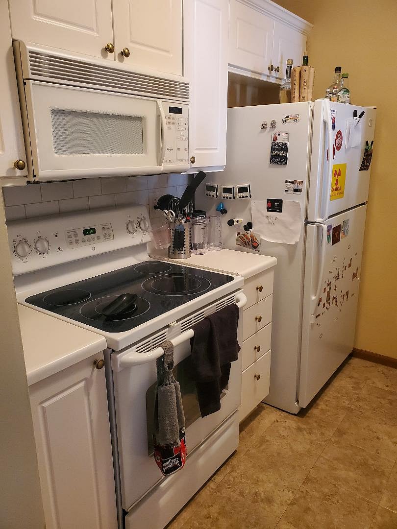 Kitchen left side