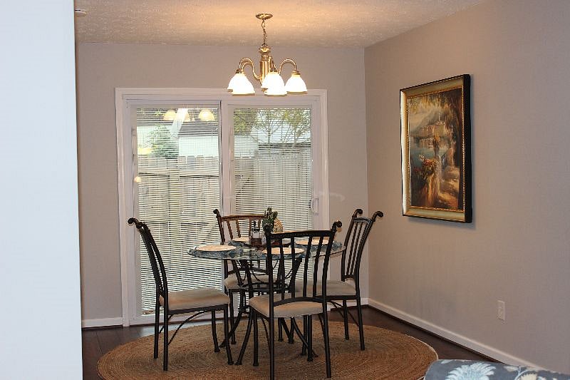Furnished Finder property 615937_1 photo 8