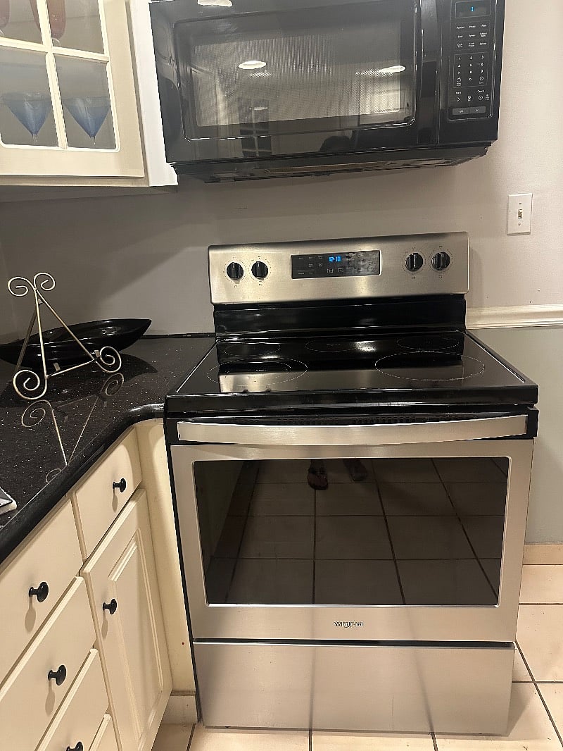 Furnished Finder property 615954_1 photo 8