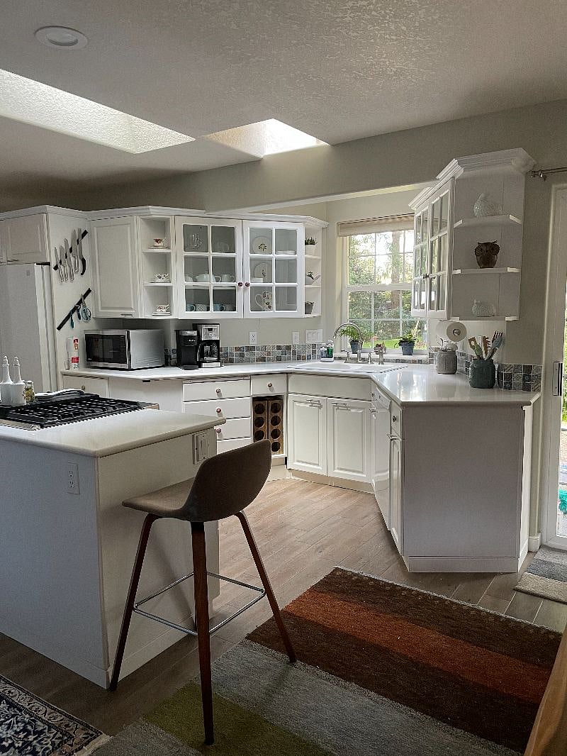 Furnished Finder property 615960_1 photo 11