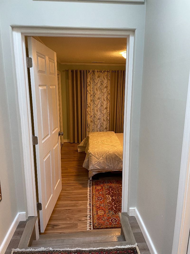 Queen Bed