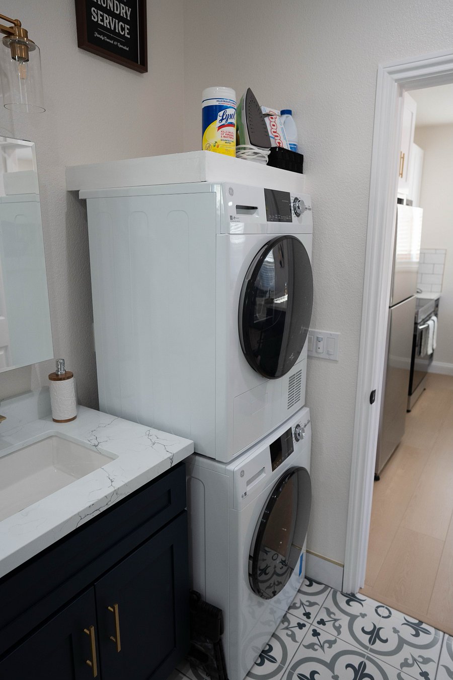 In unit Washer/Dryer