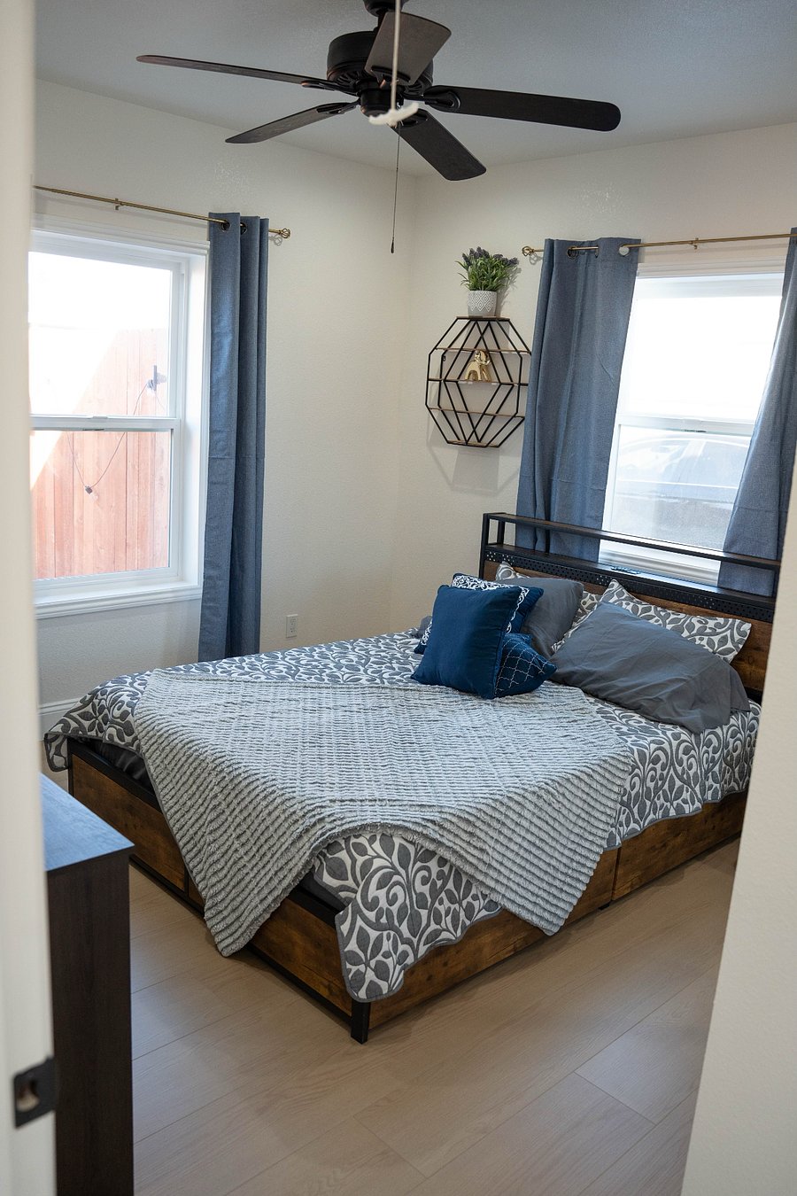 Queen size memory foam mattress